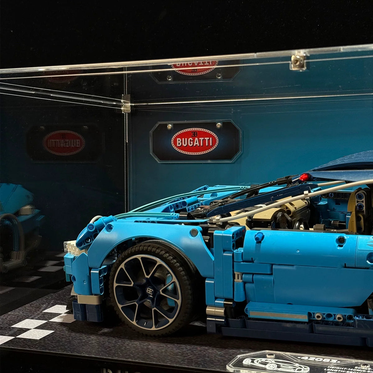 Acrylic Display Case for LEGO® Bugatti Chiron (42083)