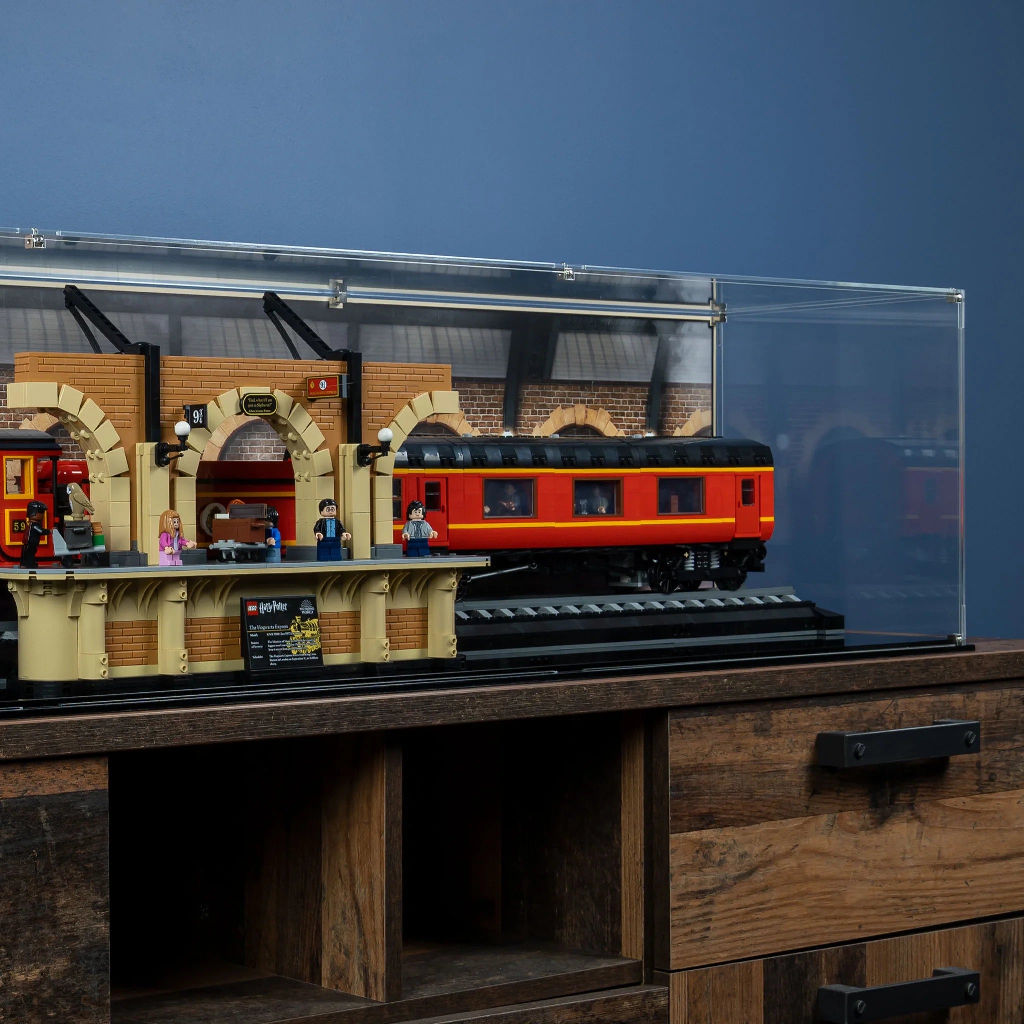 Acrylic Display Case for LEGO® Hogwarts Express – Collectors' Edition (76405)