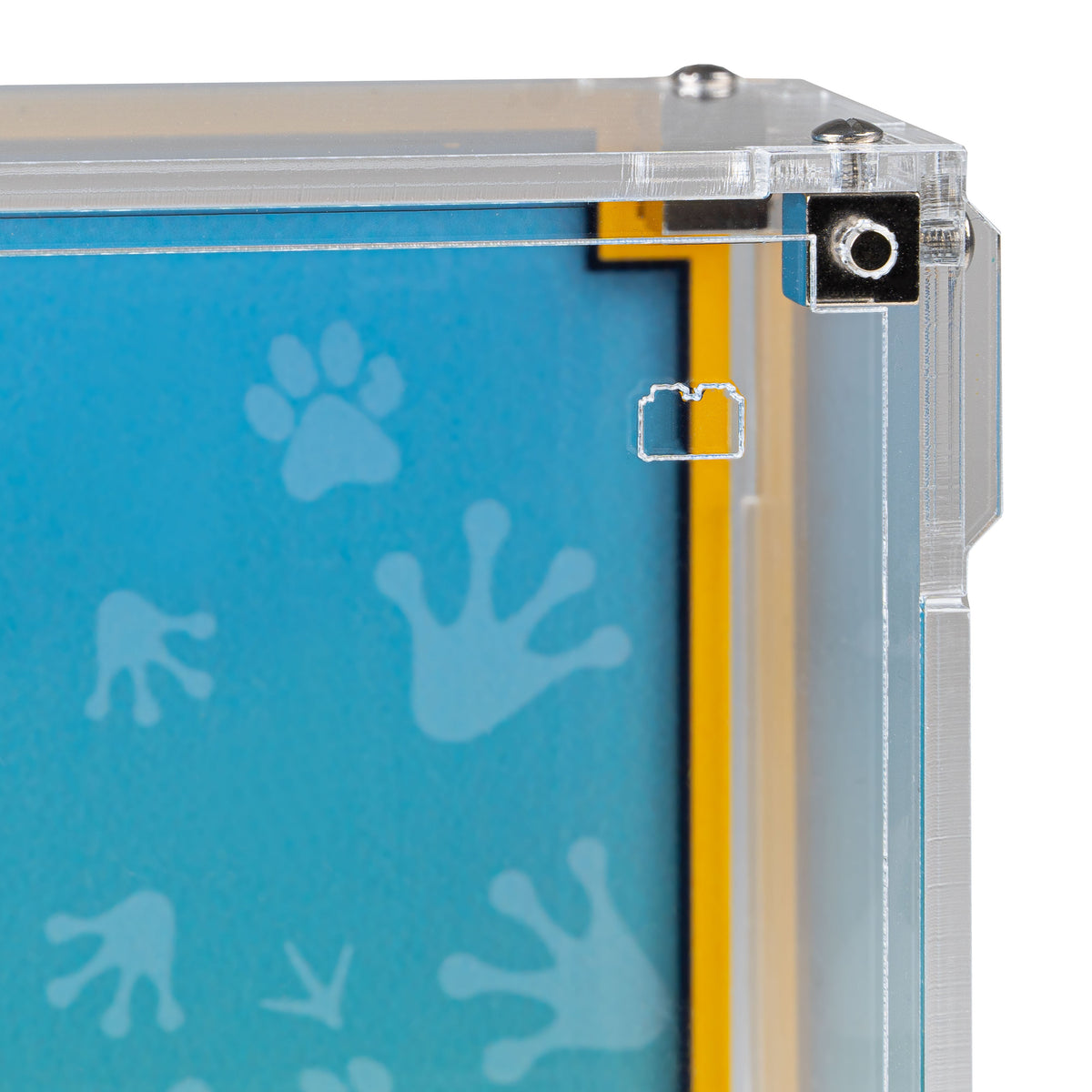 Acrylic display case construction detail for LEGO 71051 Animals Minifigures Series 28, view 5