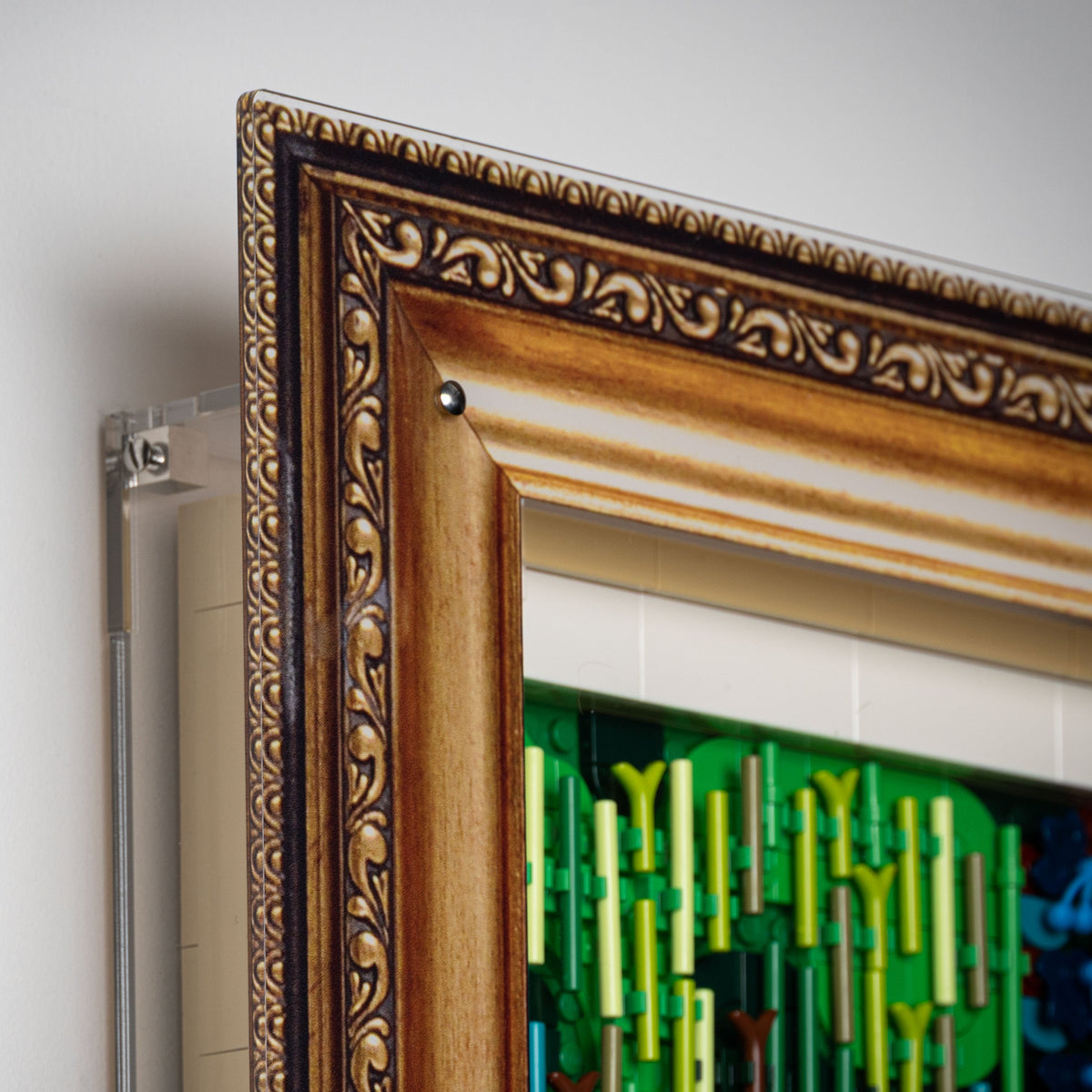 LEGO Claude Monet Water Lilies 31220: close view of the wall-mounted display case construction or display arrangement.