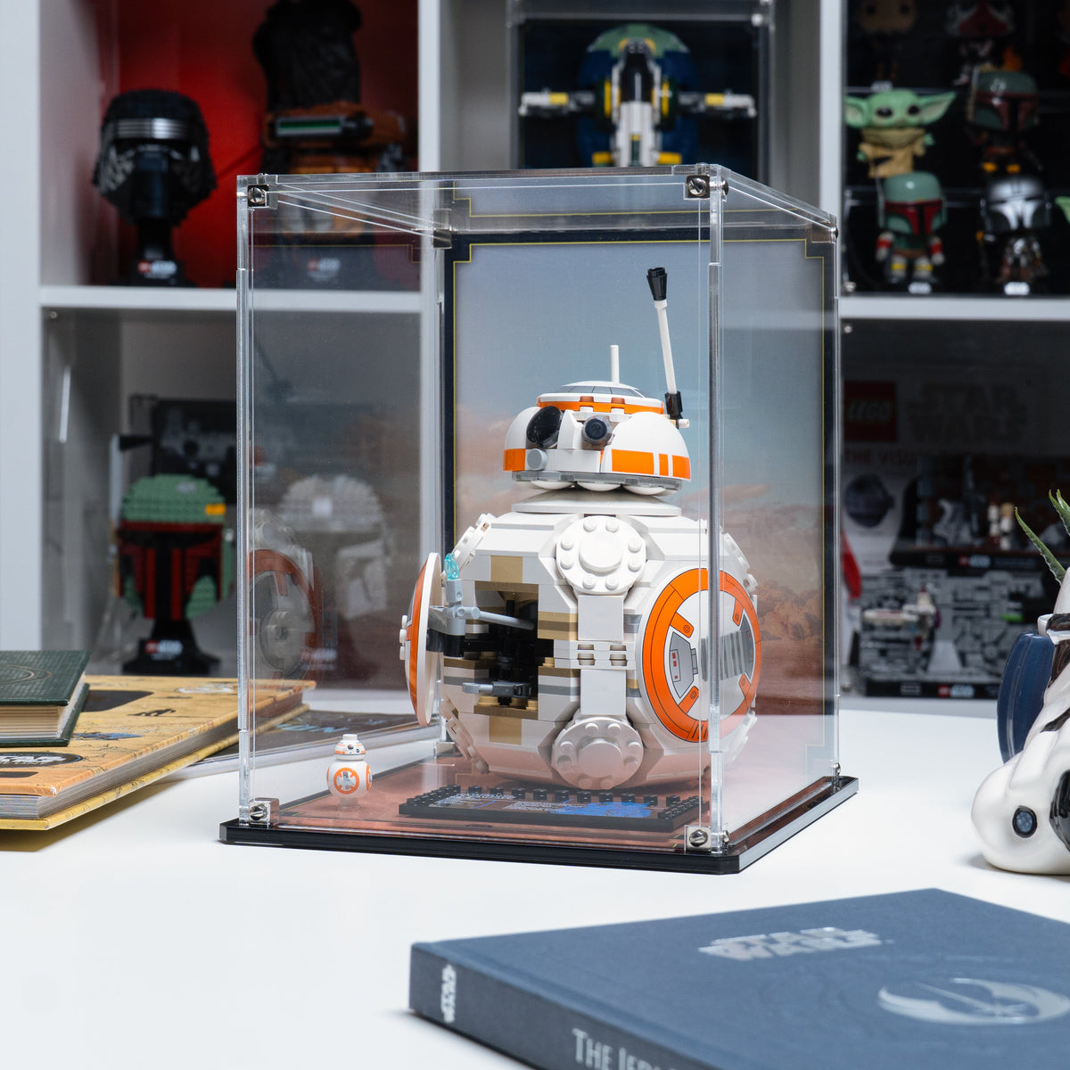 LEGO BB-8 Astromech Droid 75452: model and display case shown together.