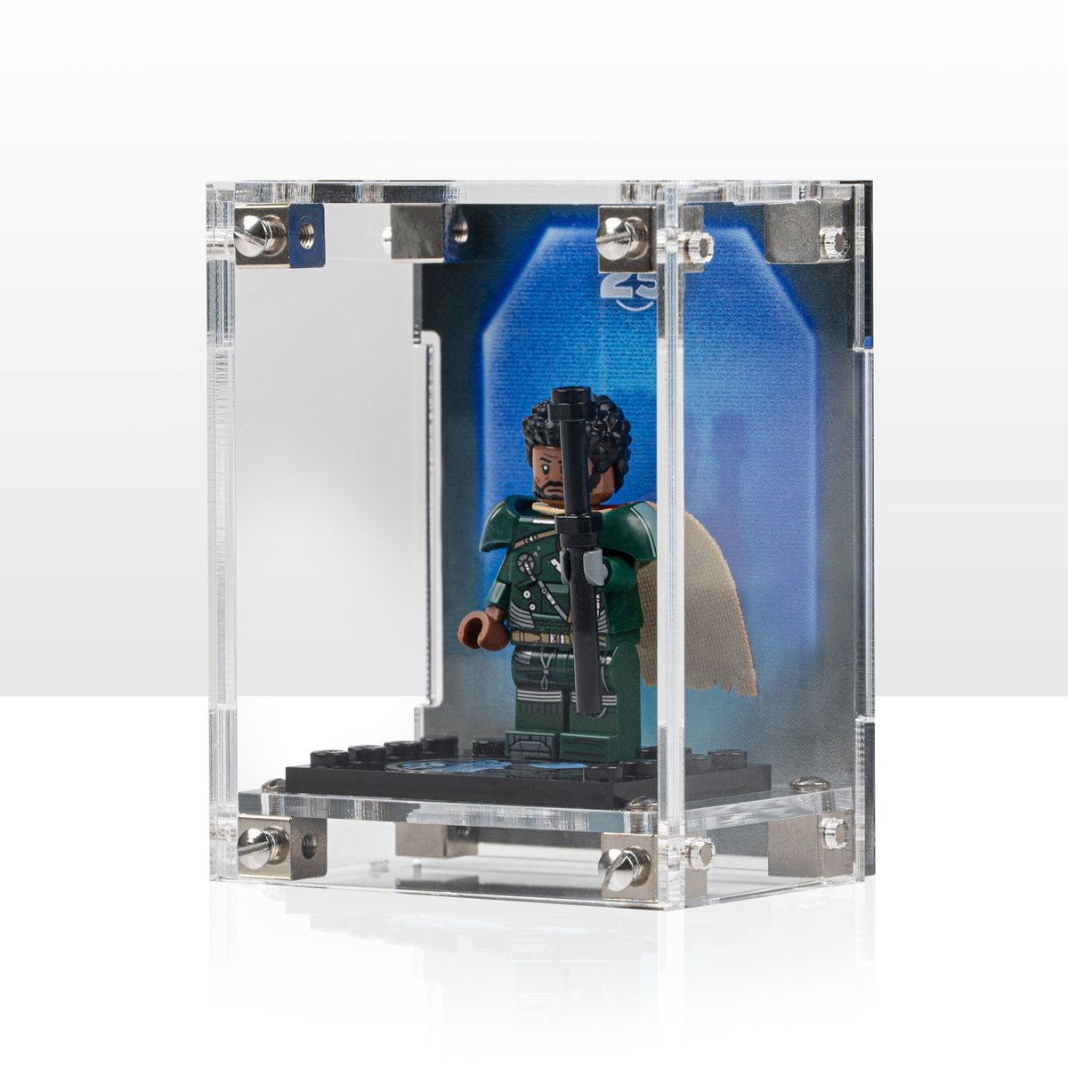 LEGO Star Wars Anniversary Minifigures 75387 and 75379 and 75394 and 75383 and 75396 and 75392 and 40755: single anniversary minifigure inside its modular display case; Printed 'Saw Gerrera' Background (75383).