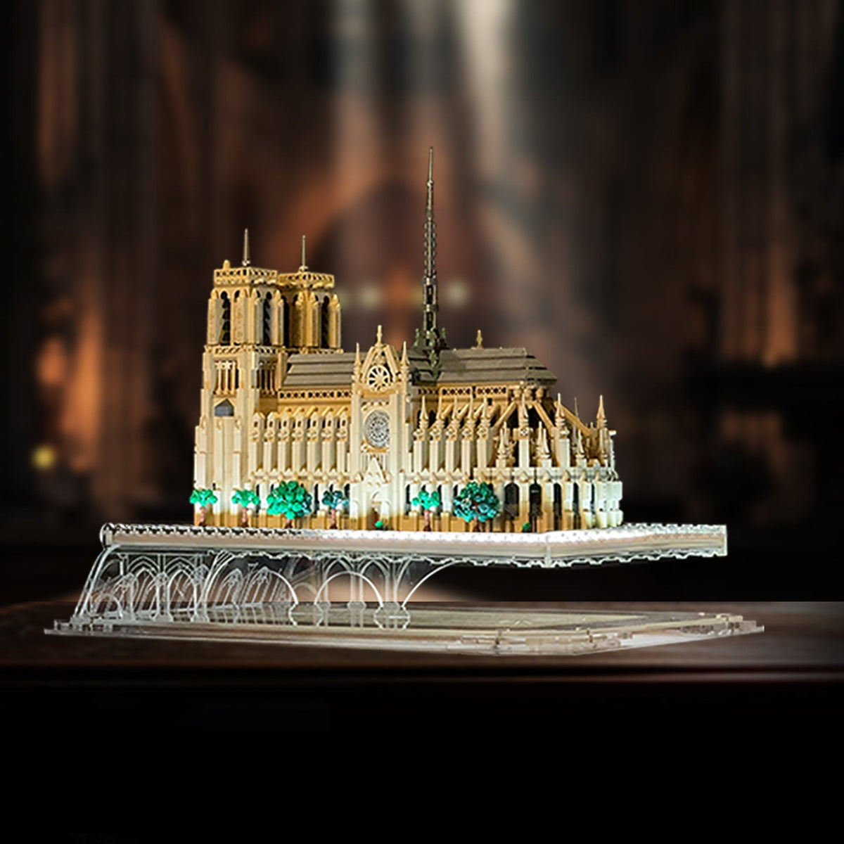 LEGO 21061 Notre-Dame de Paris — G01 display view