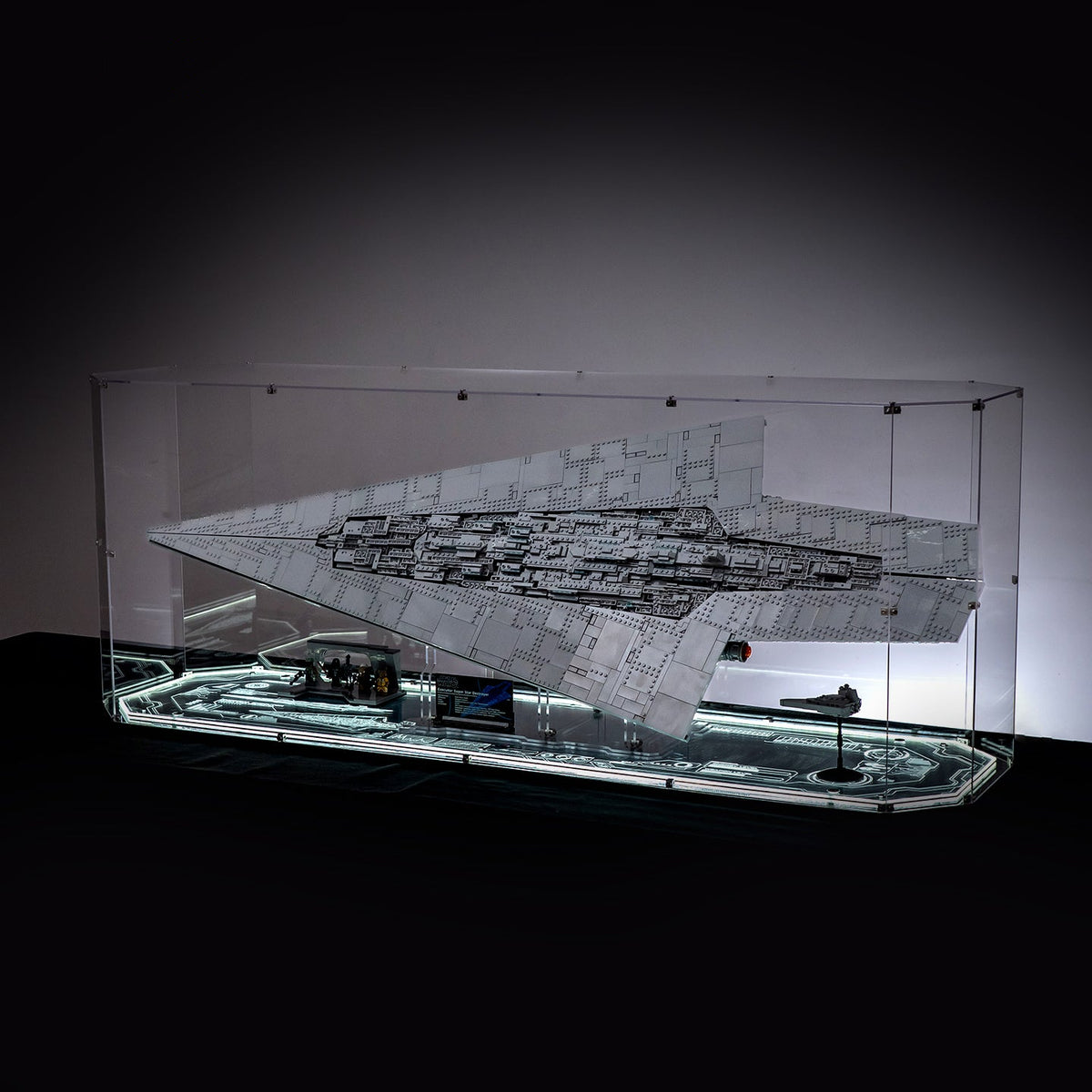 LEGO 75457 Executor Super Star Destroyer — G02 display view