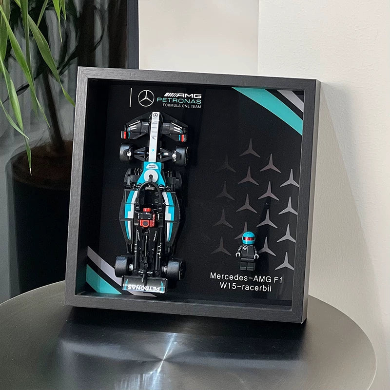 Single-car display frame compatible with LEGO 77244 - Mercedes-AMG F1 W15. Car and minifigures not included.